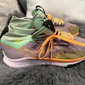 Nike Women's Orange and Green Sneakers
